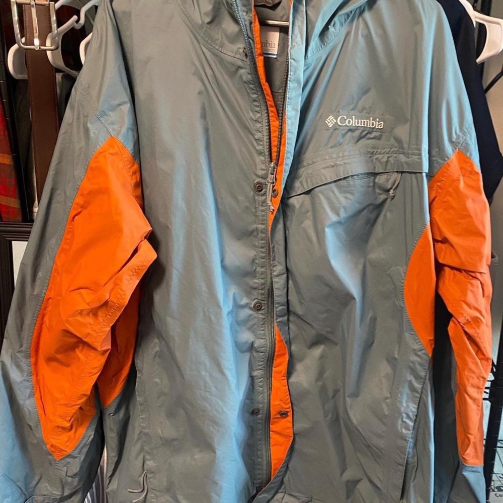 Columbia Windbreaker
